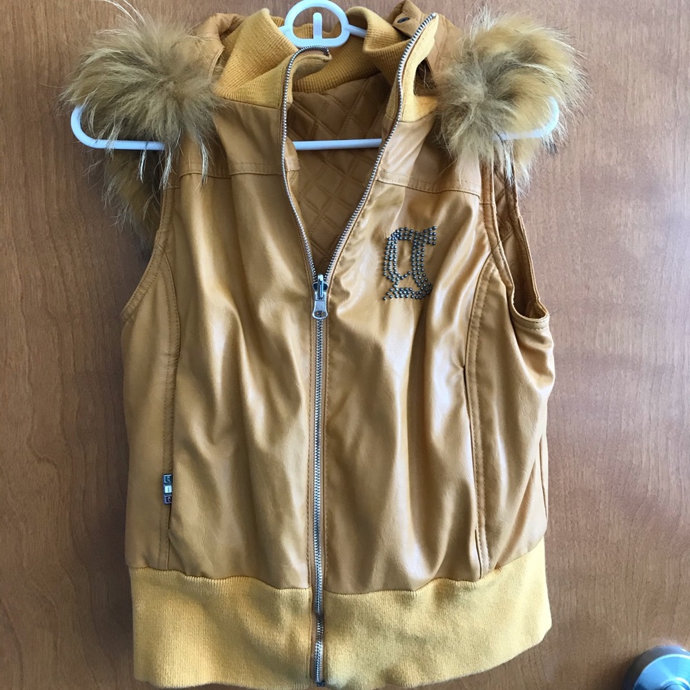 Double-sided vest